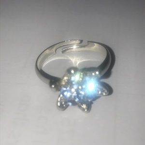 Ring adjustable blue flower stones
